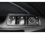 Mercedes-Benz GLA 200 Edition Automaat (NAVIGATIE, PARKEERSENSOREN, STOELVERWARMING)