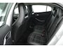 Mercedes-Benz GLA 200 Edition Automaat (NAVIGATIE, PARKEERSENSOREN, STOELVERWARMING)