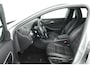 Mercedes-Benz GLA 200 Edition Automaat (NAVIGATIE, PARKEERSENSOREN, STOELVERWARMING)