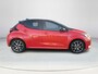 Toyota Yaris 1.5 Hybrid Executive **STOEL EN STUURWIELVERWARMING/ HEAD UP DISPLAY/ KEYLESS/ 36 MAANDEN GARANTIE**