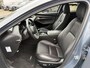 Mazda 3 2.0 e-SkyActiv-X M Hybrid 180 Luxury | Dealer onderhouden | Leder | Verlichte instaplijsten |