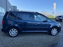 Volkswagen Touran 1.4 TSI Highline 6 bak en met parkeersensoren en trekhaak en navigaite