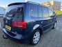 Volkswagen Touran 1.4 TSI Highline 6 bak en met parkeersensoren en trekhaak en navigaite
