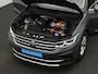 Volkswagen Tiguan 1.4 TSI 245 pk DSG eHybrid Elegance | Panoramadak | IQ Light | Achteruitrijcamera | Navigatie | Alcantara | Keyless Entry