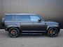 Land Rover Defender 110 2.0 P300e 110 X-Dynamic HSE MY2026 | 24'' | PPF af-fabriek | Treelanken | Black Pack | Spoiler |