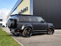 Land Rover Defender 110 2.0 P300e 110 X-Dynamic HSE MY2026 | 24'' | PPF af-fabriek | Treelanken | Black Pack | Spoiler |