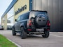 Land Rover Defender 2.0 P300e 110 X-Dynamic HSE l Urban velgen l Treeplank l Matt PPF l Uitlaatstukken l Trekhaak