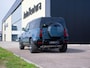 Land Rover Defender 110 2.0 P300e 110 X-Dynamic l 6 Persoons l Schuif- /kantel Pano  l Adapt. Cruise l Black Pack l 360 Camera