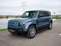 Land Rover Defender 110 2.0 P300e 110 X-Dynamic l 6 Persoons l Treeplanken l Schuif- /kantel Pano l Adapt. Cruise l Black Pack l 360 Camera