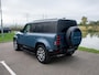 Land Rover Defender 110 2.0 P300e 110 X-Dynamic l 6 Persoons l Treeplanken l Schuif- /kantel Pano l Adapt. Cruise l Black Pack l 360 Camera