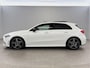 Mercedes-Benz A-klasse 180 AMG | Pano | Virtual | Camera | Trekh. | Cruise | Carplay | Stoelverw. | Navi | NAP