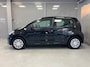Volkswagen Up! Move Up! 1.0BMT| Camera | Climate Control | Cruise control | App connected |