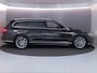Volkswagen Passat Variant 1.5 TSI R-Line Business 150 pk Automaat (DSG) | Verlengde garantie | Navigatie | Panoramadak | Trekhaak (wegklapbaar) | Parkeersensoren | Achteruitrijcamera | Stoelverwarming |