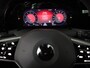 Volkswagen Golf 1.5 eTSI R-Line 150 pk Automaat (DSG) | Navigatie | Panoramadak | Parkeersensoren (Park assist) | Achteruitrijcamera | Stoelverwarming | R-Line |
