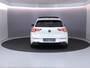 Volkswagen Golf 1.5 eTSI R-Line 150 pk Automaat (DSG) | Navigatie | Panoramadak | Parkeersensoren (Park assist) | Achteruitrijcamera | Stoelverwarming | R-Line |