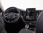 Volvo XC60 2.0 T6 Plug-in hybrid AWD Ultra Dark ''facelift'' | Luchtvering | Bowers & Wilkins | Masage Stoelen | Stoelventilatie | Voorstoelen En Achterstoelen Verwarmd | Trekhaak (elektrisch uitklapbaar)