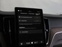 Volvo XC60 2.0 T6 Plug-in hybrid AWD Ultra Dark ''facelift'' | Luchtvering | Bowers & Wilkins | Masage Stoelen | Stoelventilatie | Voorstoelen En Achterstoelen Verwarmd | Trekhaak (elektrisch uitklapbaar)