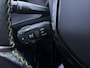 Peugeot e-2008 EV GT Pack 50 kWh // SCHUIF-KANTELDAK // DODEHOEK // LEDER-ALCANTARA // FULL LED // ADAPT. CRUISE // KEYLESS //