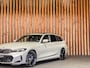 BMW 3-Serie Touring 330e 292PK xDrive High Executive M-Sport Pro | M-SPORT STOELEN | PANO | HEAD-UP | KEYLESS | HIFI | SHADOW LINE |