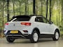 Volkswagen T-Roc 1.5 TSI Sport | Navigatie | Camera | Adaptieve Cruise Control | Lane Assist | Trekhaak | Parkeersensoren | Front Assist | Airconditioning | Elektrische Ramen |