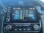 Honda Civic 1.0 i-VTEC Business Edition AUTOMAAT | TREKHAAK | NED. AUTO | A.CAMERA | NAVIGATIE | STOEL VERWARMING | CLIMATE CONTROLE | CRUISE CONTROLE |