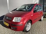 Fiat Panda 1.2 Navigator Radio/cd speler - Dakrails - Centrale vergrendeling met afstandsbediening - Elektrische ramen voor -