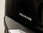 Peugeot 2008 1.2 PureTech GT-Line Automaat (PANORAMADAK, APPLE CARPLAY, GROOT NAVI, STOELVERWARMING, LEDER, 360 CAMERA, SFEERVERLICHTING, KEYLESS, LED KOPLAMPEN, NIEUWSTAAT)
