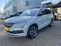 Skoda Karoq 1.5 TSI 150pk Sportline Business met Pano, Trekhaak en Verwarmingspakket