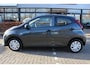 Toyota Aygo 1.0 VVT-i x-Fun 5-drs | Rijklaar | Bluetooth | Airco | El. Pakket | NL-auto | Dealer onderhouden