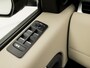 Land Rover Discovery Sport P300e 1.5 R-Dynamic SE 309Pk Automaat (APPLE CARPLAY, GROOT NAVI, LEDER, STUUR/STOELVERWARMING, 360 CAMERA, ELEK ACHTERKLEP, KEYLESS, ZWART HEMEL, ADAPTIVE CRUISE, NIEUWSTAAT)