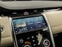 Land Rover Discovery Sport P300e 1.5 R-Dynamic SE 309Pk Automaat (APPLE CARPLAY, GROOT NAVI, LEDER, STUUR/STOELVERWARMING, 360 CAMERA, ELEK ACHTERKLEP, KEYLESS, ZWART HEMEL, ADAPTIVE CRUISE, NIEUWSTAAT)