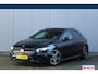 Mercedes-Benz A-klasse 180 Business Solution AMG | NAP! | Widescreen | Night Package | Panorama dak | Navigatie | Camera