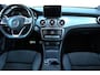 Mercedes-Benz GLA 180 122pk Business Solution AMG Automaat | Camera | Navigatie | Elektrische achterklep | Stoelverwarming