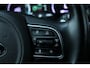 Kia Niro EV e-Niro ExecutiveLine 64 kWh | SOH 100% | Stoelverwarming & koeling | Adaptief Cruise | Warmtepomp | Camera | Etc..