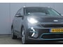 Kia Niro EV e-Niro ExecutiveLine 64 kWh | SOH 100% | Stoelverwarming & koeling | Adaptief Cruise | Warmtepomp | Camera | Etc..