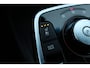 Kia Niro EV e-Niro ExecutiveLine 64 kWh | SOH 100% | Stoelverwarming & koeling | Adaptief Cruise | Warmtepomp | Camera | Etc..