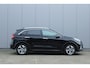 Kia Niro EV e-Niro ExecutiveLine 64 kWh | SOH 100% | Stoelverwarming & koeling | Adaptief Cruise | Warmtepomp | Camera | Etc..