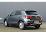 Volkswagen T-Roc 1.0 TSI 115pk Life | Apple Carplay/Android Auto | Climate Control | Lane Assist | Stoelverwarming | PDC | All Season banden