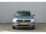 Volkswagen T-Roc 1.0 TSI 115pk Life | Apple Carplay/Android Auto | Climate Control | Lane Assist | Stoelverwarming | PDC | All Season banden