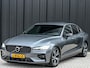 Volvo S60 2.0 B4 R-Design · NL-auto · Adaptive cruise · Stuur- en stoelverwarming · Achterbank verwarmd · Harman/Kardon · Memory seats · Keyless · Led