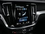 Volvo S60 2.0 B4 R-Design · NL-auto · Adaptive cruise · Stuur- en stoelverwarming · Achterbank verwarmd · Harman/Kardon · Memory seats · Keyless · Led