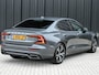 Volvo S60 2.0 B4 R-Design · NL-auto · Adaptive cruise · Stuur- en stoelverwarming · Achterbank verwarmd · Harman/Kardon · Memory seats · Keyless · Led