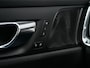 Volvo S60 2.0 B4 R-Design · NL-auto · Adaptive cruise · Stuur- en stoelverwarming · Achterbank verwarmd · Harman/Kardon · Memory seats · Keyless · Led