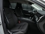 Volvo V60 2.0 D3 · NL-auto · Automaat · Parkeersensoren voor en achter · Cruise control · Led · Virtual cockpit