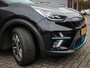 Kia Niro EV e-Niro ExecutiveLine 64 kWh | Clima | Cruise | Navi | Leer | Stoelverwarming/ koeling | Pdc | Camera | SOH 100% | 3 fase lader