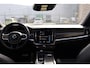 Volvo S90 2.0 B4 R-Design | Schuifdak | 360 camera | Pilot assist | Head- up display