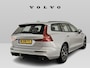 Volvo V60 2.0 B3 Core | Cruise Control | Navigatie | Apple CarPlay & Android Auto | Parkeercamera | Park Assist V+A | Trekhaak |