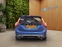 Volvo V60 2.0 T4 Business Sport Automaat | R-Design | Trekhaak | Standkachel | Stoelverwarming | 18" Velgen