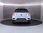 Volkswagen T-Roc 1.5 TSI Sport 150 pk Automaat (DSG) | Navigatie via App | Panoramadak | Parkeersensoren | Black Style pakket | Stoelverwarming |