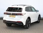 Volkswagen Tiguan 1.5 eHybrid R-Line Edition 272 PK | Navi | Trekhaak | Black Style | 20" York | LED Matrix IQ | 360 camera | Comfort plus pakket